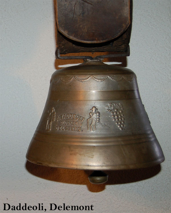 gal/Cloches de collections- Collection bells - Sammlerglocken/Daddeoli_1b.jpg